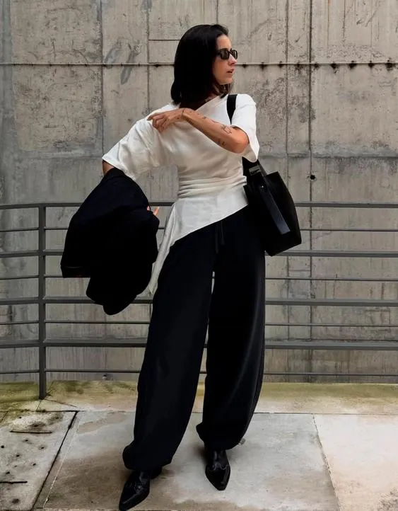 Футболка с короткими рукавами и сборками- Заказать в России