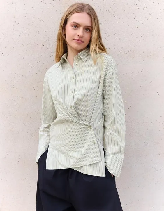 Рубашка с длинными рукавами и запахом на пуговицах- Заказать в России