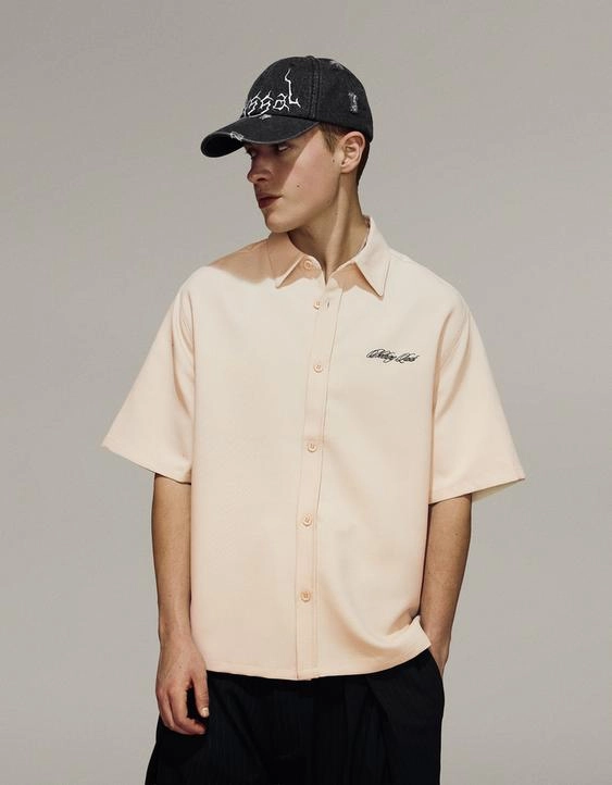 Bershka Рубашка с короткими рукавами и вышивкой