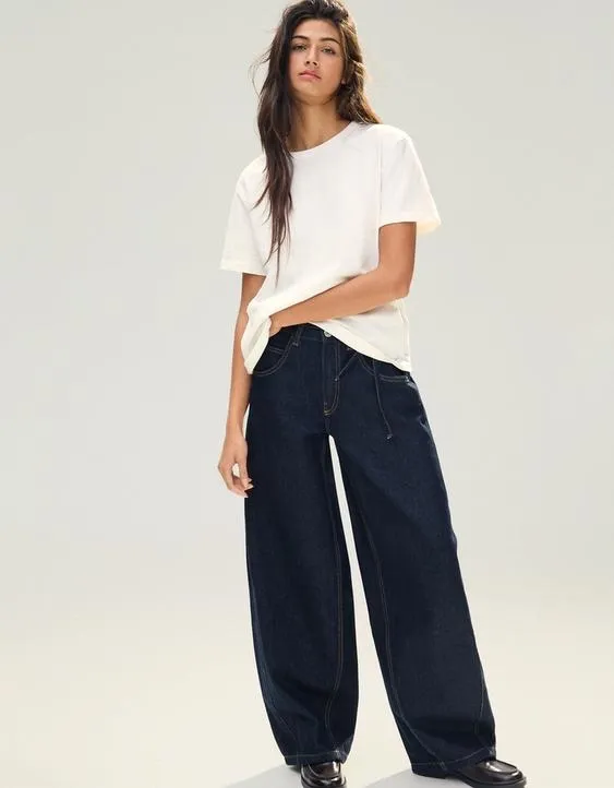 Базовая футболка с короткими рукавами- Заказать в России