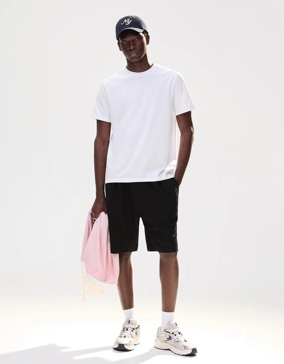 Bershka Шорты-бермуды из мягкой ткани с текстурой