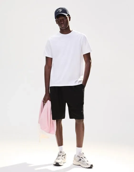 Шорты-бермуды из мягкой ткани с текстурой- Заказать в России