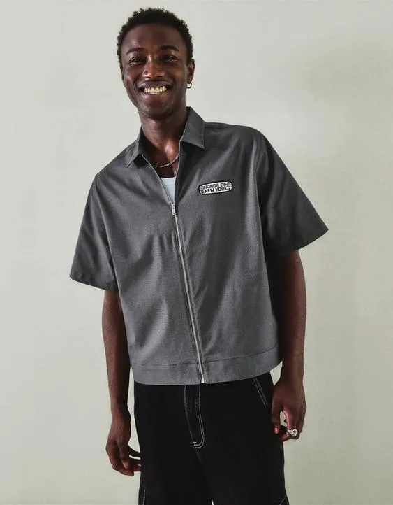 Рубашка на молнии с короткими рукавами и вышивкой- Заказать в России