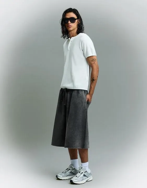 Шорты-джоггеры из мягкой ткани- Заказать в России