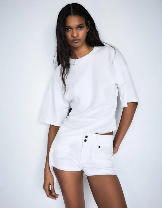 Bershka Джинсовые мини-шорты купить с доставкой.