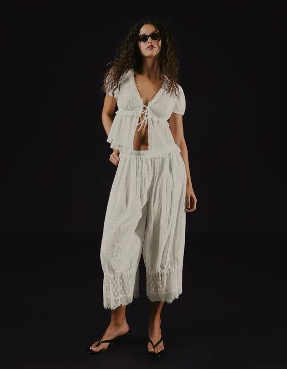 Шаровары в бельевом стиле