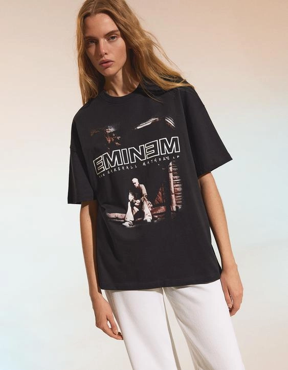 Bershka Футболка оверсайз EMINEM купить с доставкой.