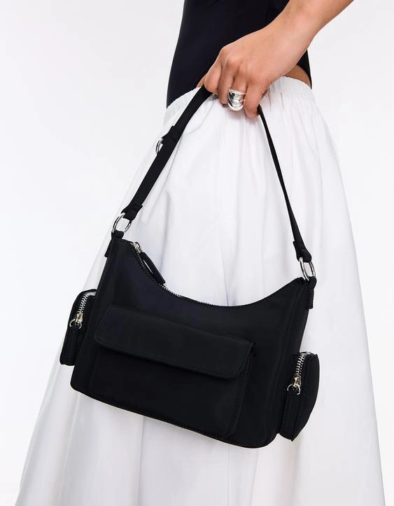 Bershka Сумка с карманами купить с доставкой.