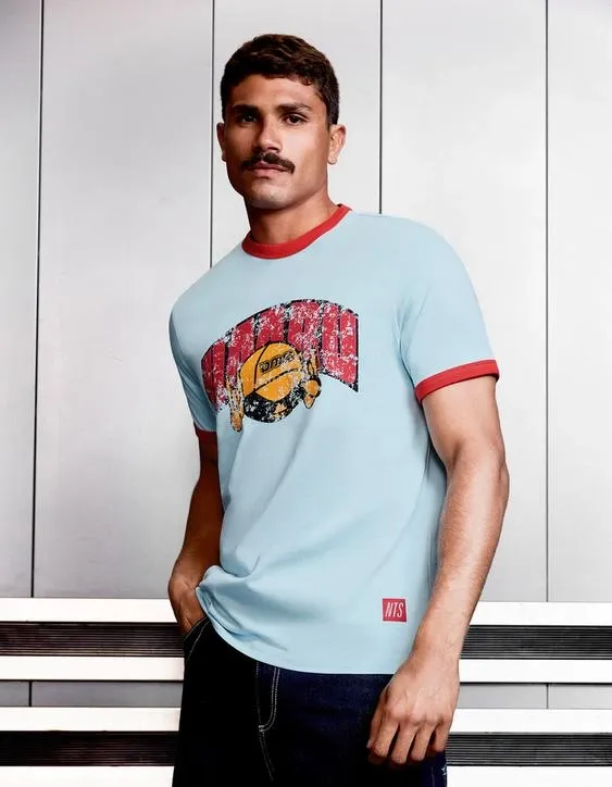 Футболка с короткими рукавами и принтом Umru- Заказать в России