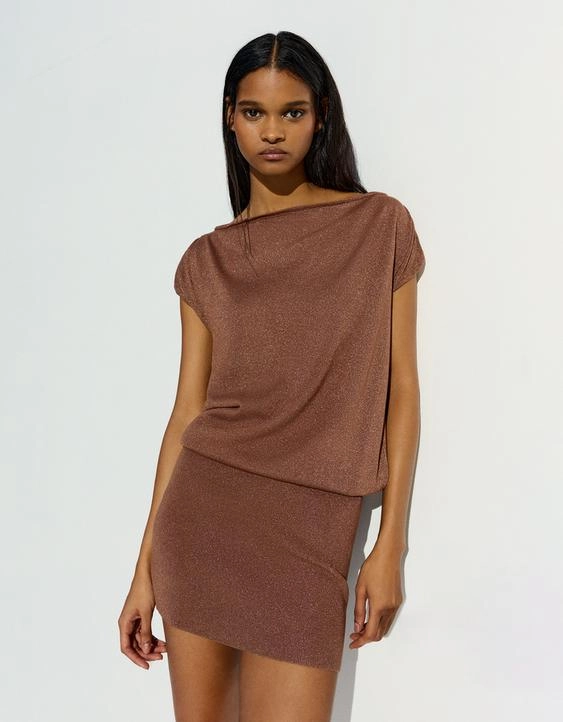 Bershka Мини-платье асимметричного кроя купить с доставкой.