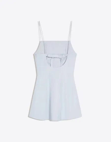 Мини-платье с бантом сзади