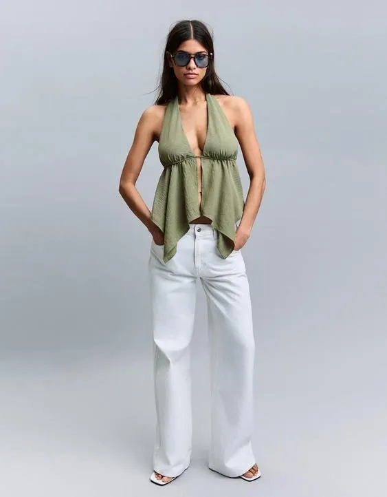 Топ с горловиной-халтер и завязками- Заказать в России