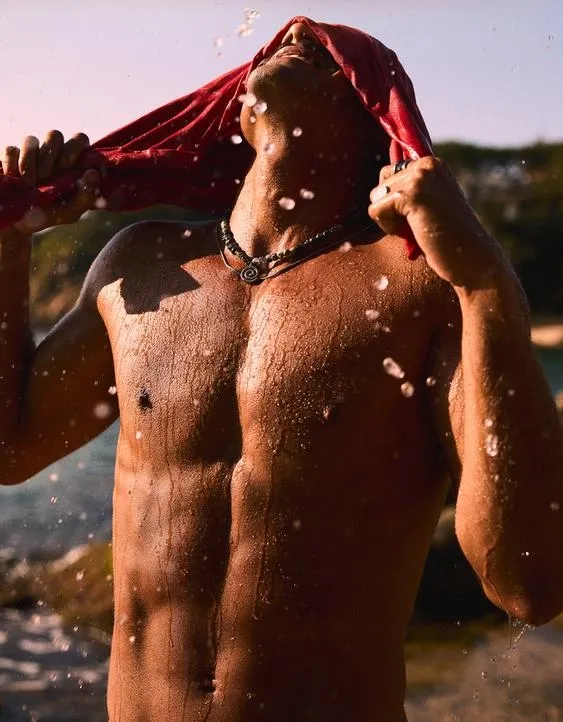 Ожерелье из камня и нержавеющей стали- Заказать в России