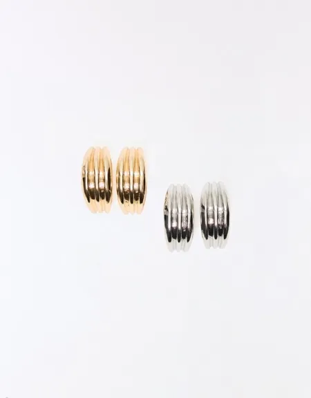 Набор серег-колец с рельефом