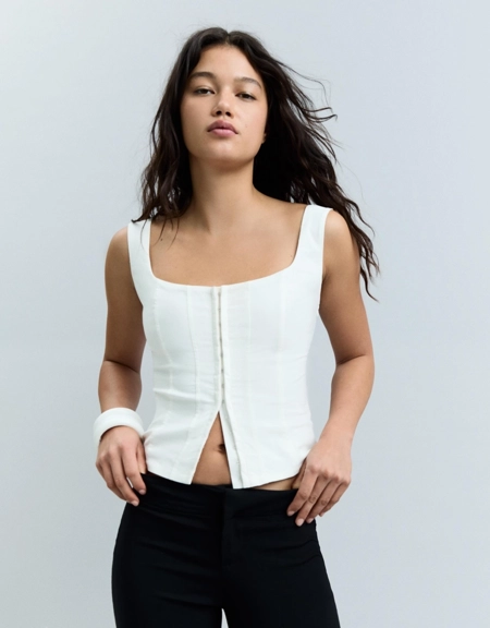 Bershka Топ из бенгалина в бельевом стиле купить с доставкой.