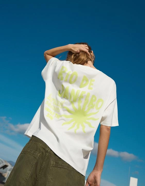 Bershka Футболка с короткими рукавами и принтом