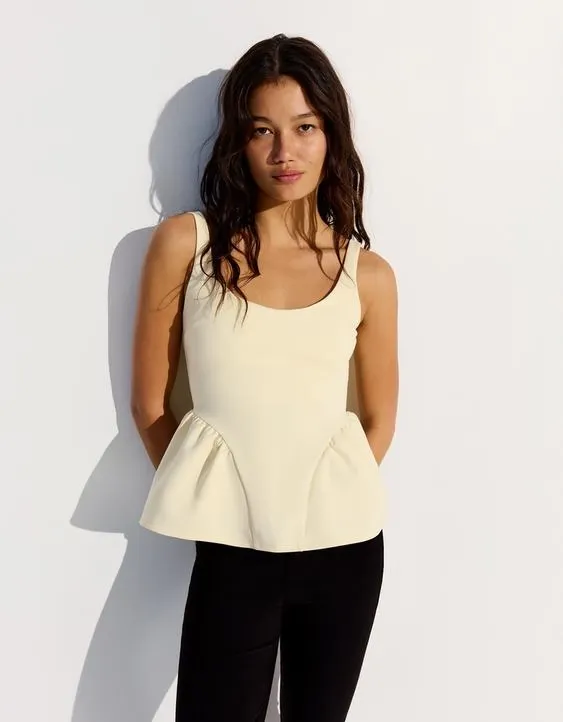 Bershka Топ на бретелях с баской