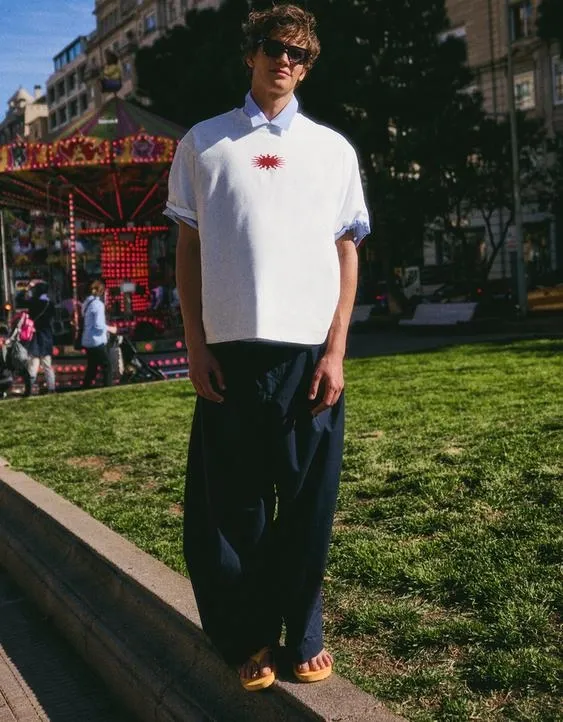 Футболка свободного кроя с принтом- Заказать в России