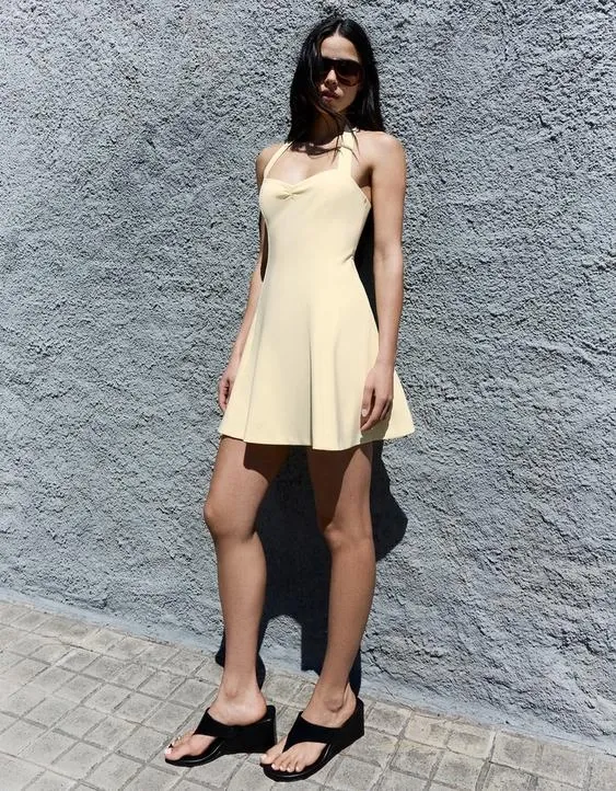 Мини-платье с американской проймой