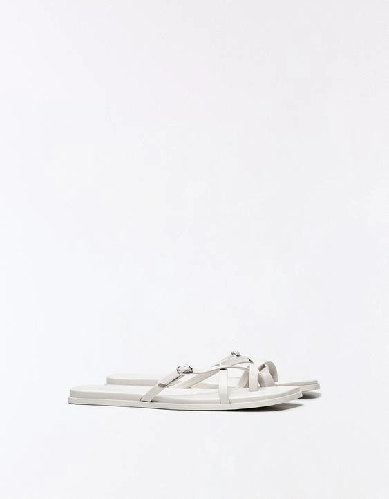 Bershka Сандалии с ремешками купить с доставкой.