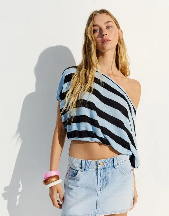 Асимметричный свитер в полоску- Заказать в России