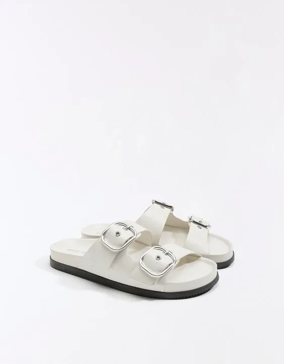 Bershka Сандалии PLANA HENILLAS