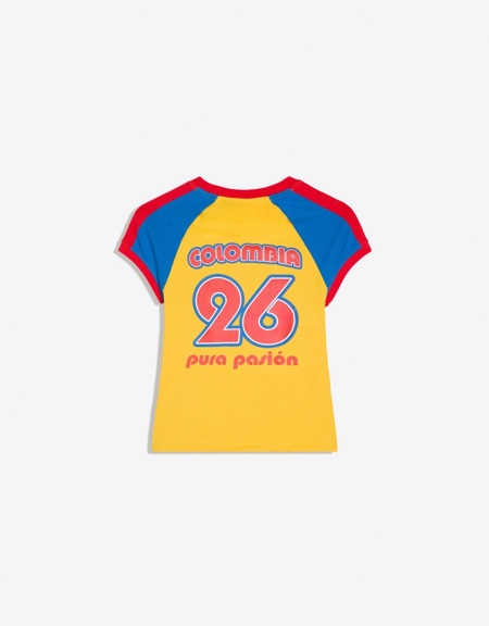 Bershka Футболка с V-образным вырезом COLOMBIA FIFA WORLD CUP™ купить с доставкой.