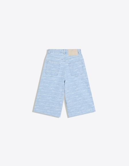 Bershka Джинсовые шорты-бермуды с фактурной отделкой купить с доставкой.