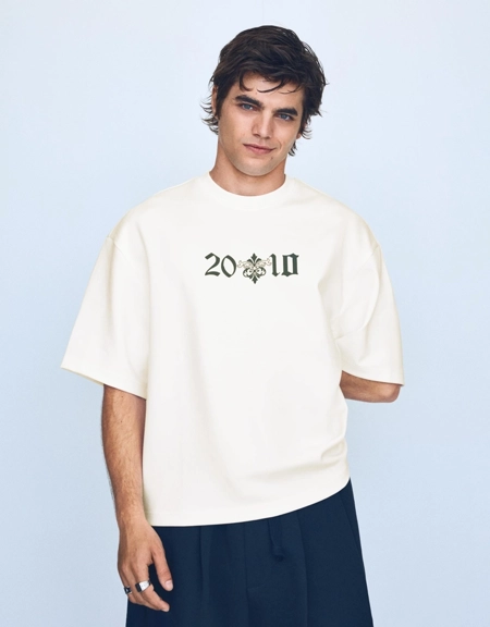 Bershka Футболка из мягкой ткани с короткими рукавами и принтом купить с доставкой.