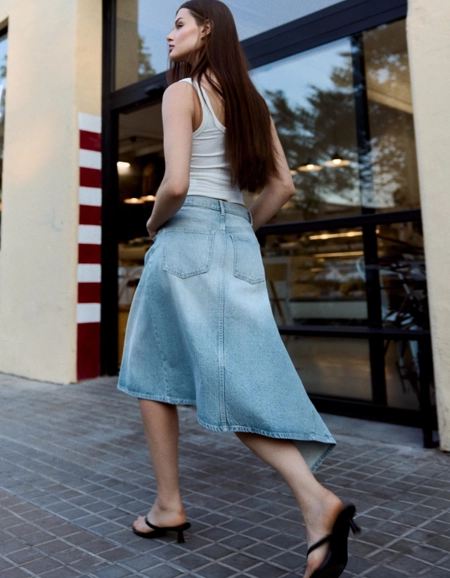 Bershka Джинсовая юбка миди асимметричного кроя купить с доставкой.
