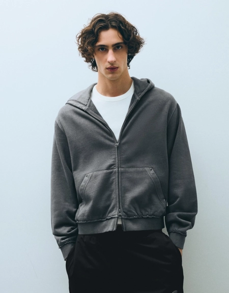 Bershka Худи на молнии с заклепками