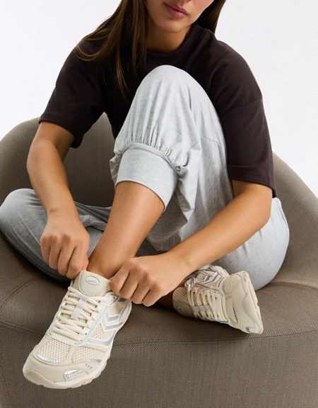 Bershka Кроссовки BAREFOOT купить с доставкой.