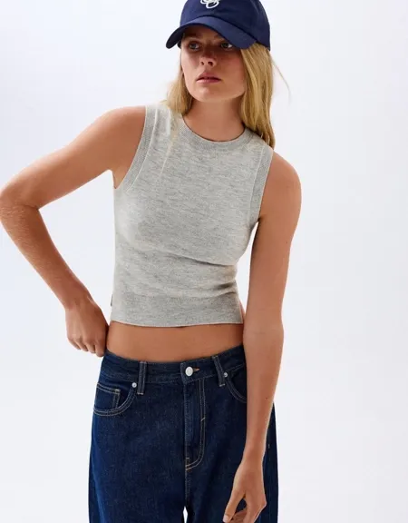 Топ из трикотажа без рукавов