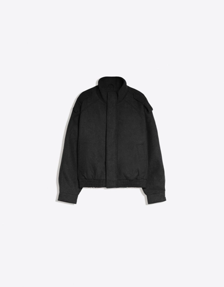 Bershka Куртка из плотной ткани с присборенным низом купить с доставкой.