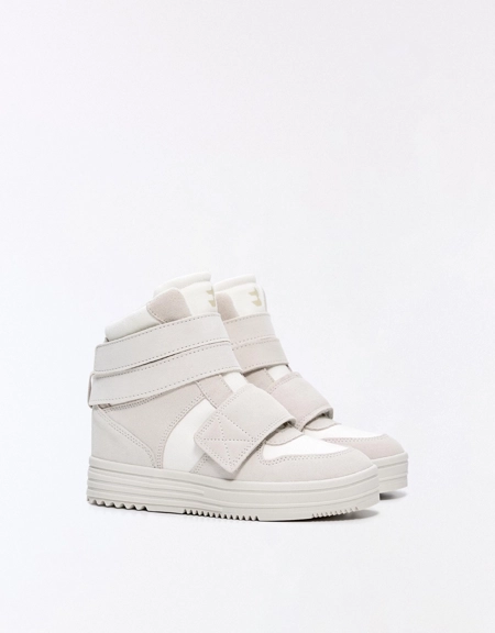 Bershka HIGH-TOP CONCEALED WEDGE TRAINERS
