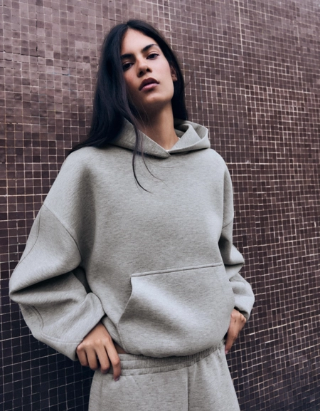 Bershka Худи из ткани скуба
