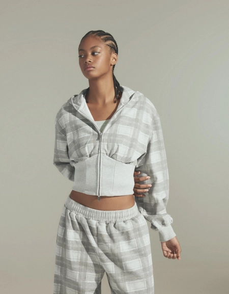 Bershka Толстовка: капюшон, молния, клетчатый узор