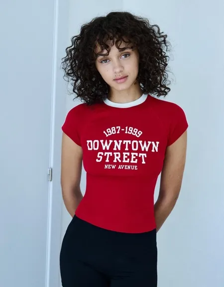 Short sleeve contrast print T-shirt- Заказать в России