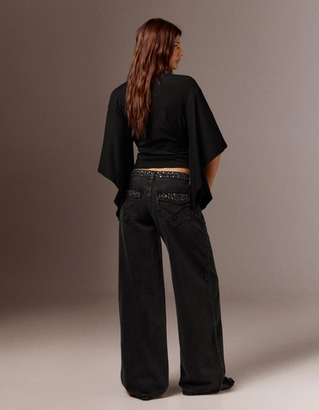 Bershka Брюки прямого кроя с заклепками купить с доставкой.