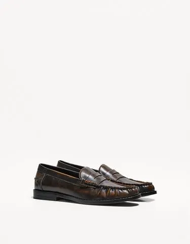 LOAFERS WITH GATHERED DETAIL