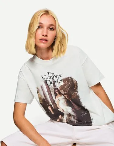 Футболка THE VAMPIRE DIARIES