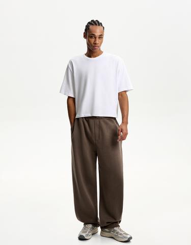 Bershka Брюки-бананы из мягкой ткани купить с доставкой.