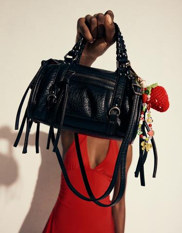 Bershka Небольшая сумка-боулинг