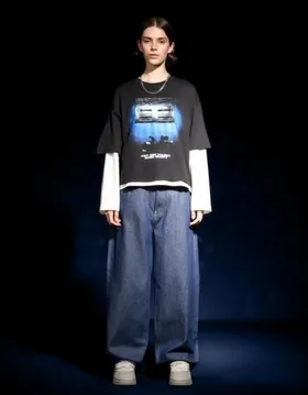 Футболка с короткими рукавами и принтом BILLIE EILISH