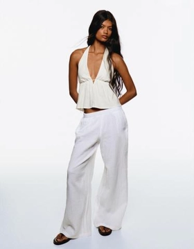 Bershka Топ из смесового льна с горловиной-халтер