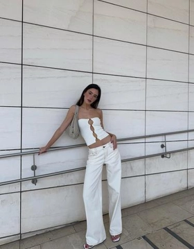 Bershka Джинсы в стиле бойфренд купить с доставкой.