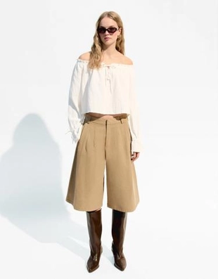 Bershka Блуза с открытыми плечами и завязками купить с доставкой.