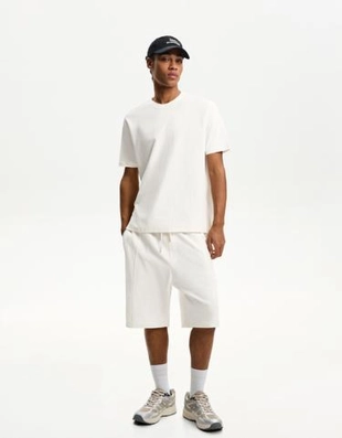 Bershka Шорты из рельефной ткани