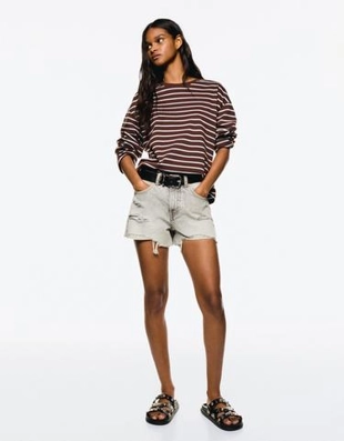 Bershka Джинсовые шорты с разрезами купить с доставкой.