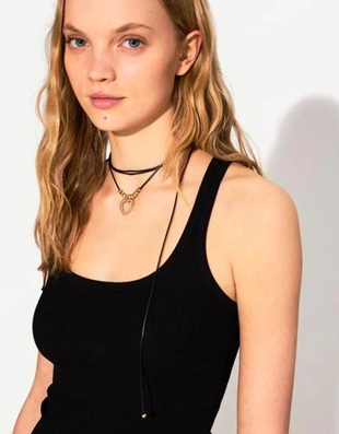 Bershka Набор из 3 цепочек купить с доставкой.